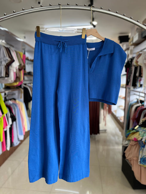 Women. Casual Polor Collar Top with Long Wide Leg Trousers